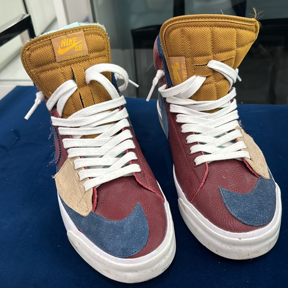 Men’s Nike blazer—no box